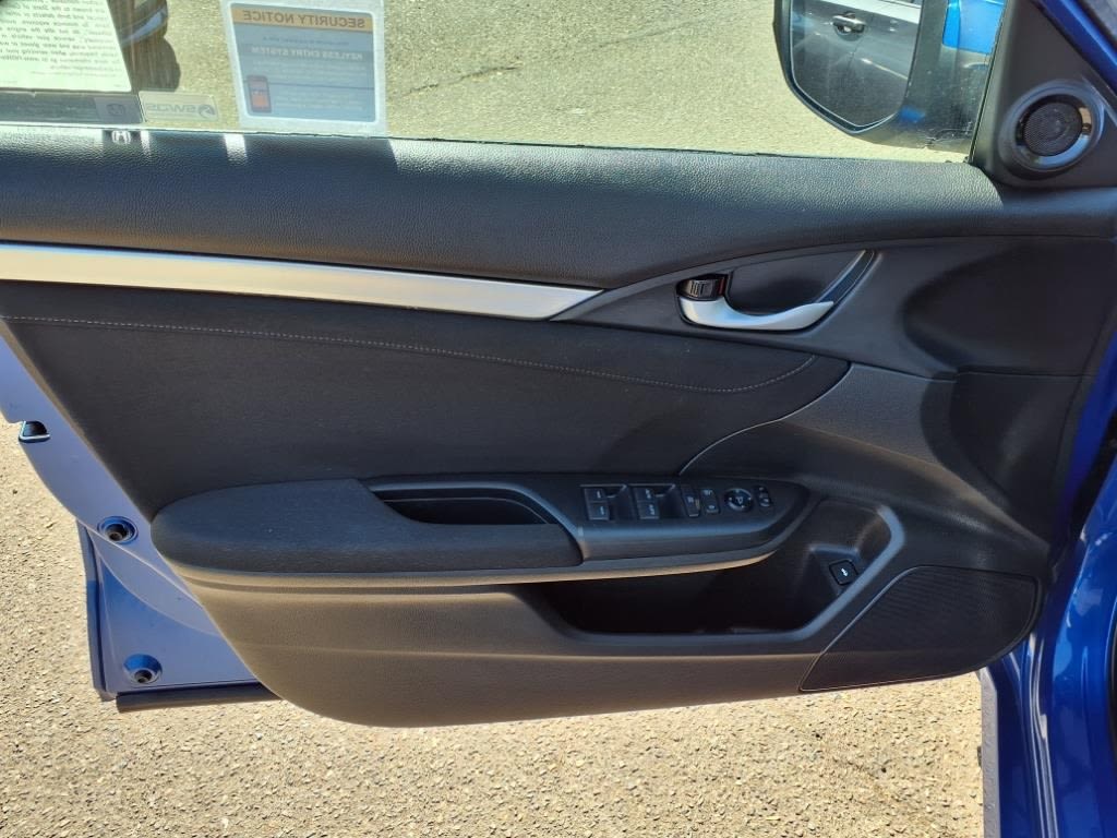 Thumbnail: 2018 Honda Civic - 18