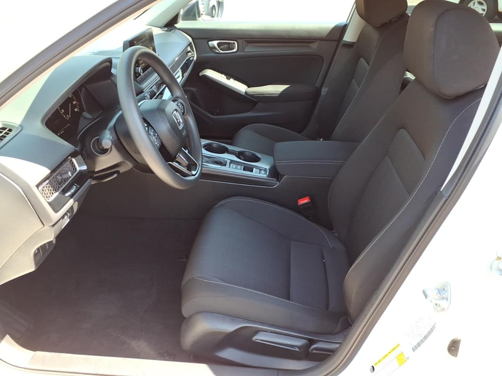 2025 Honda Civic LX - Photo 7