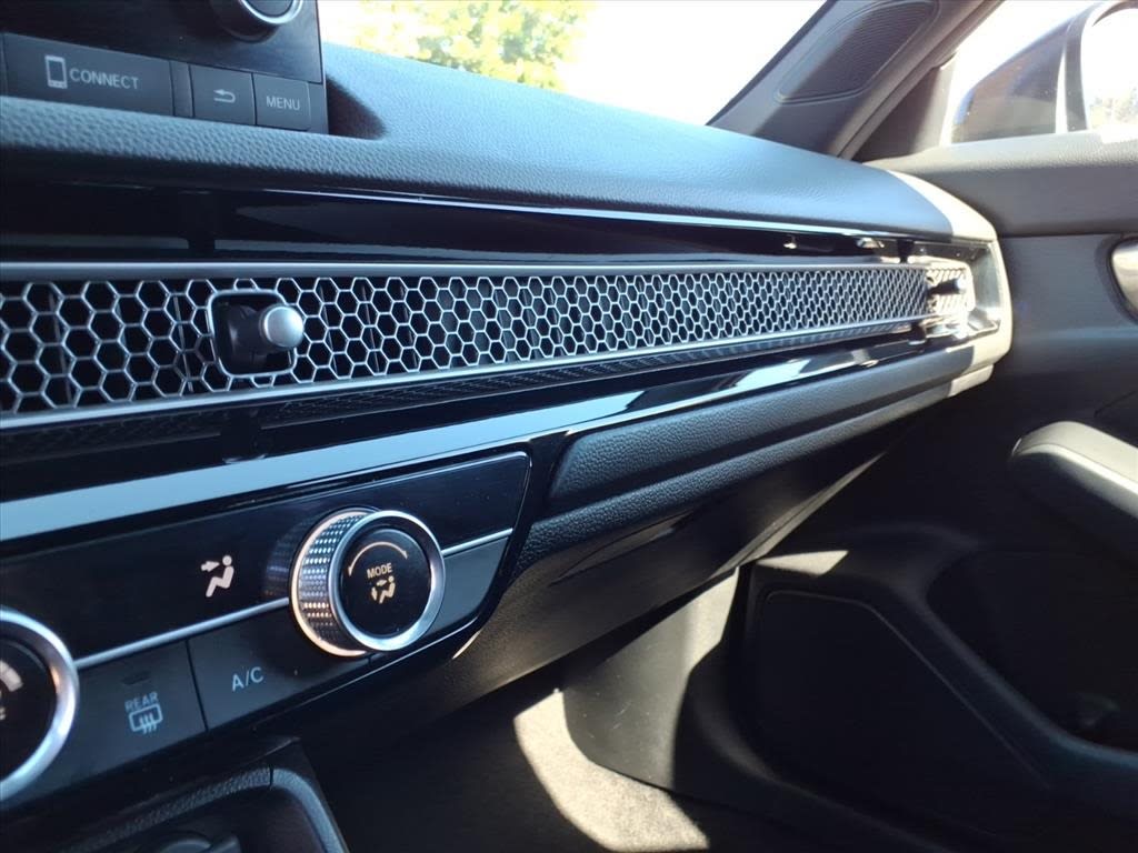 Thumbnail: 2022 Honda Civic - 24