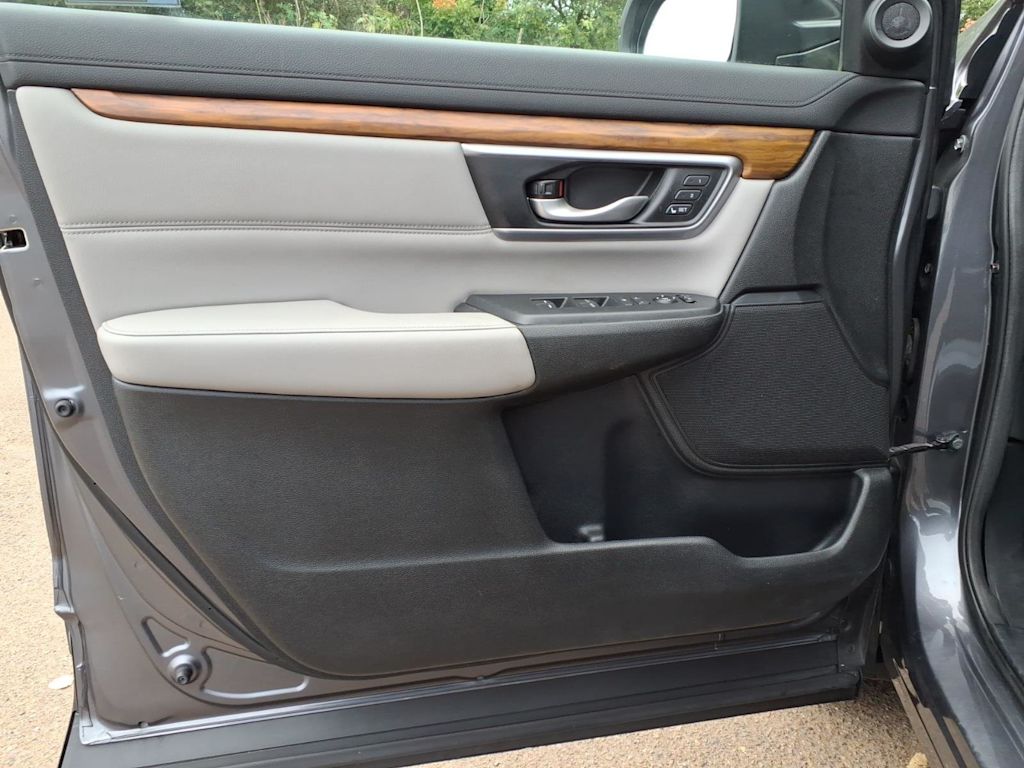 Thumbnail: 2017 Honda CR-V - 17