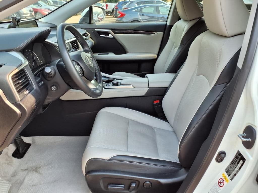 Thumbnail: 2016 Lexus RX - 7
