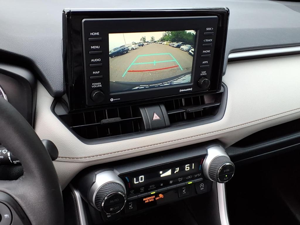Thumbnail: 2020 Toyota RAV4 - 22