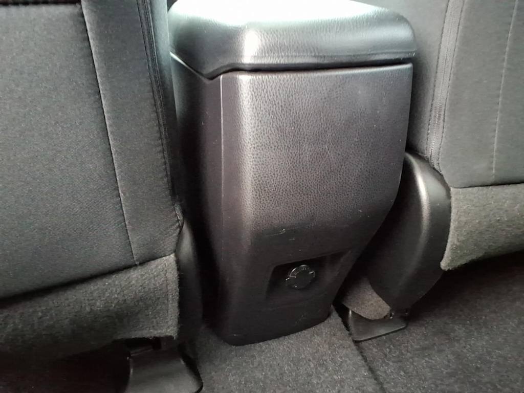 Thumbnail: 2017 Toyota RAV4 - 16