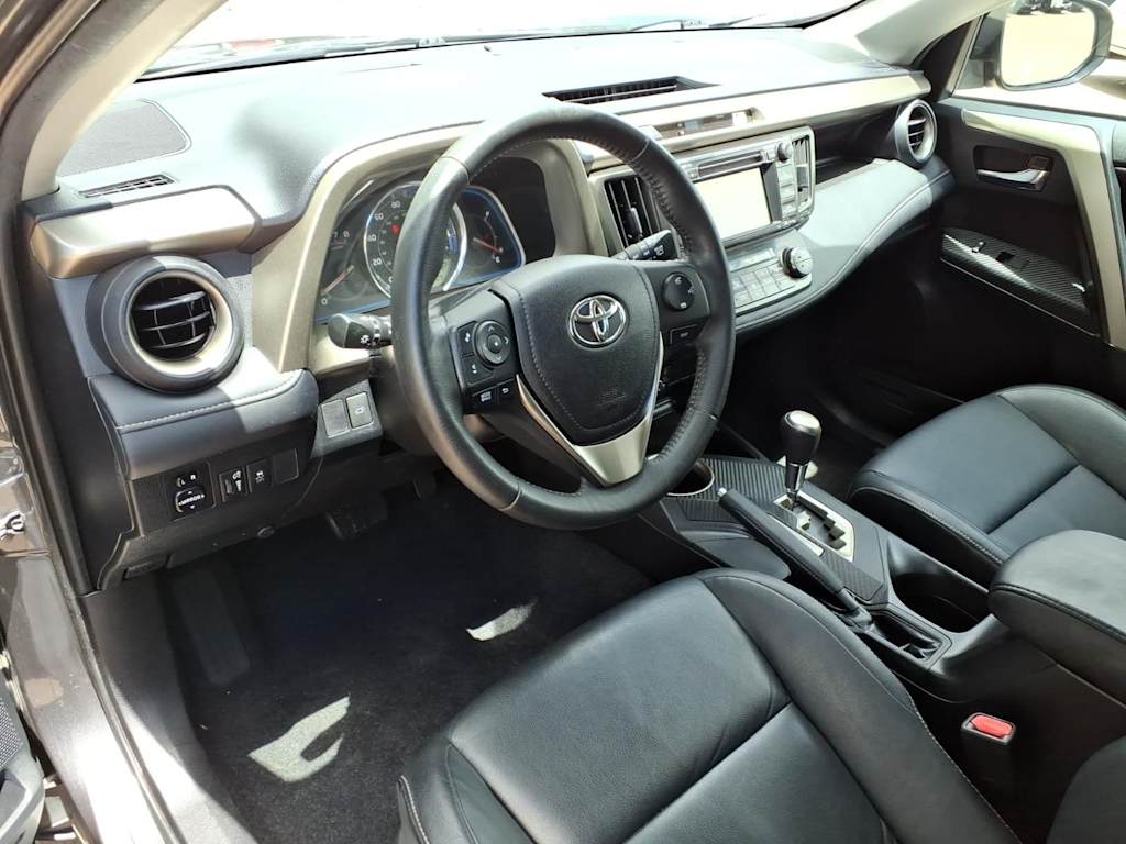 Thumbnail: 2013 Toyota RAV4 - 7