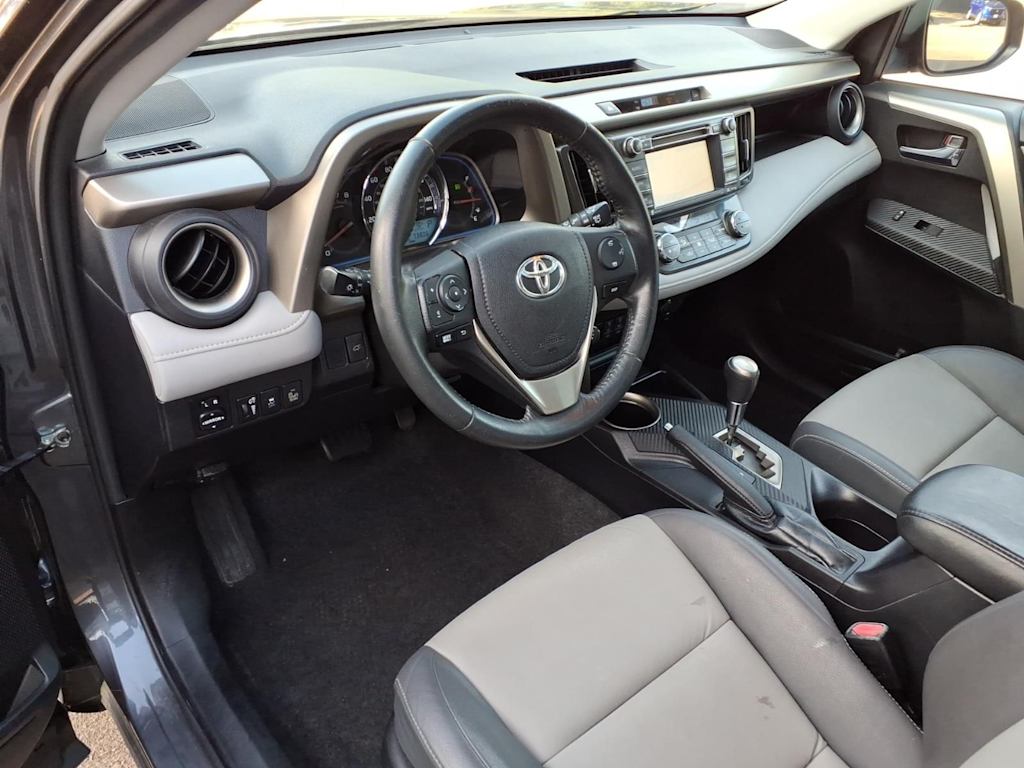 Thumbnail: 2015 Toyota RAV4 - 7