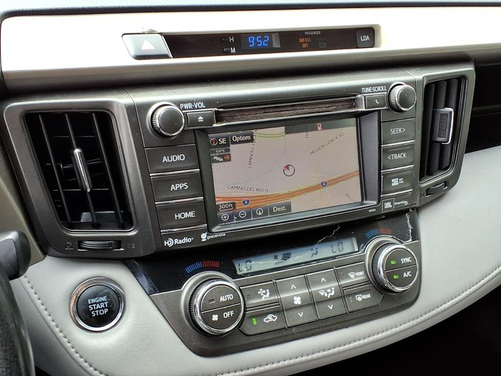 Thumbnail: 2014 Toyota RAV4 - 10
