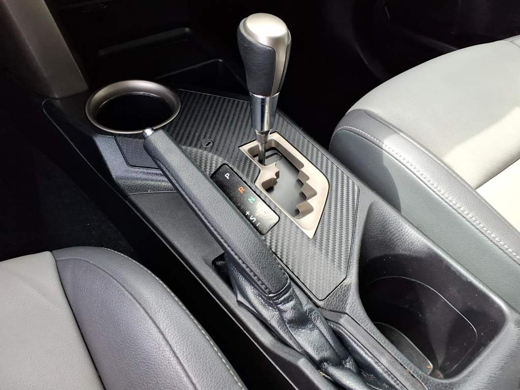 Thumbnail: 2014 Toyota RAV4 - 11