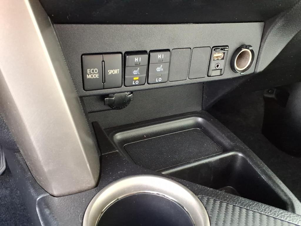 Thumbnail: 2014 Toyota RAV4 - 23