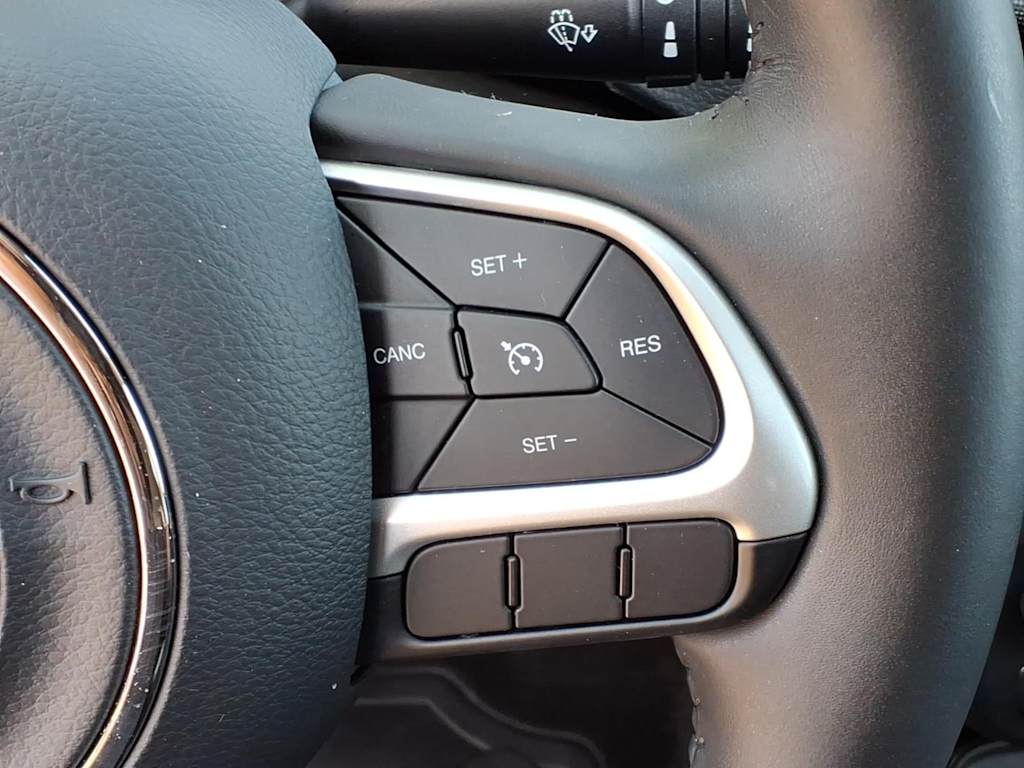 Thumbnail: 2019 Jeep Compass - 22