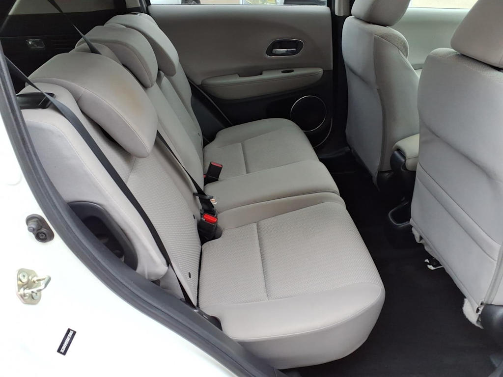 Thumbnail: 2016 Honda HR-V - 18