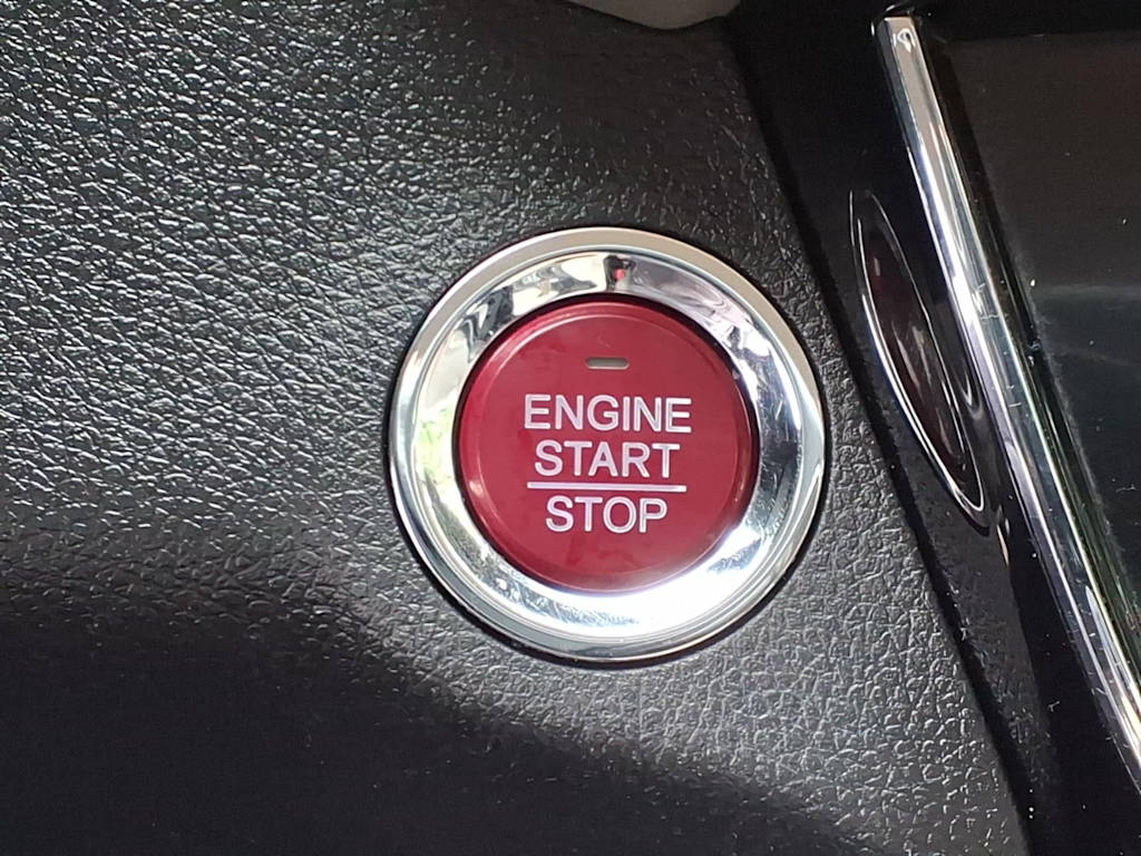 Thumbnail: 2016 Honda HR-V - 24
