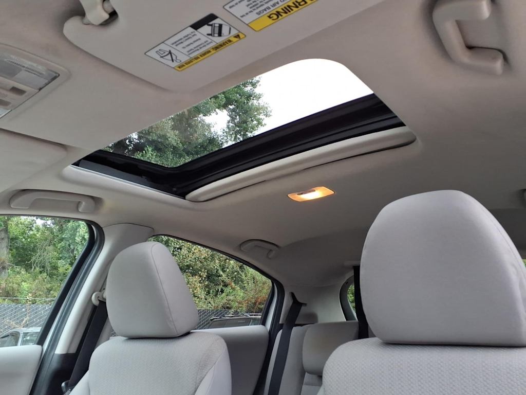 Thumbnail: 2016 Honda HR-V - 20