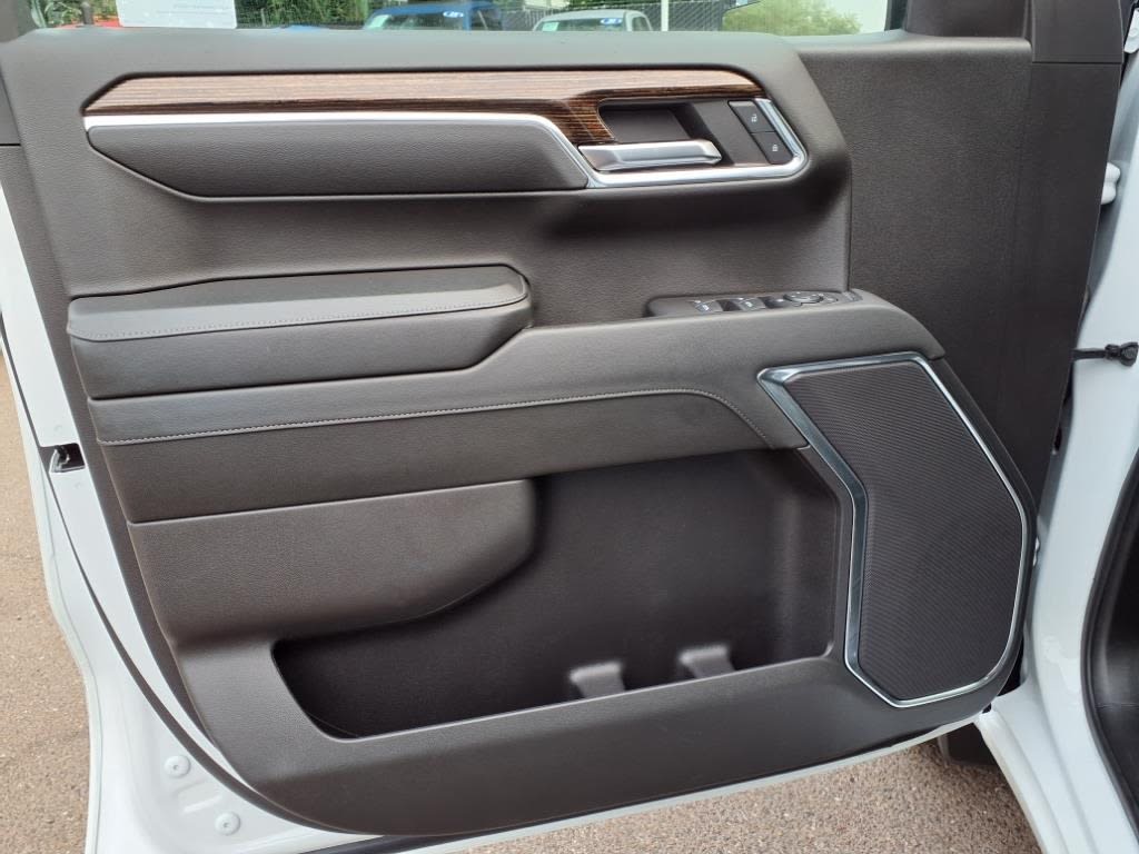 Thumbnail: 2024 GMC Sierra 1500 - 17