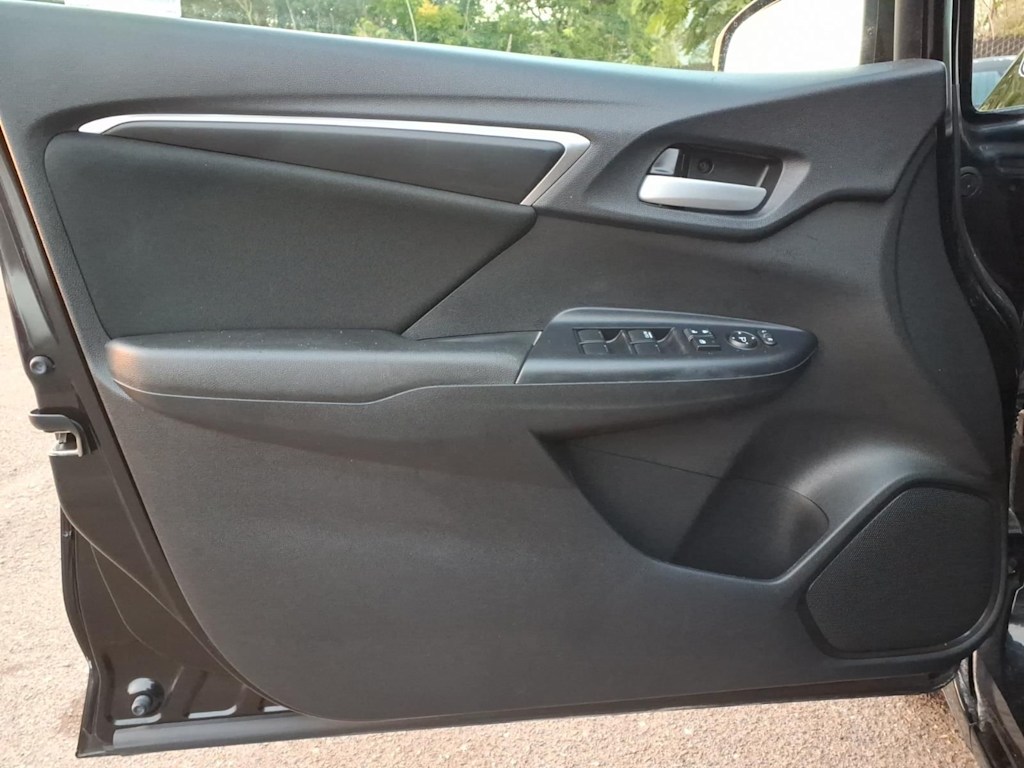 Thumbnail: 2020 Honda Fit - 17