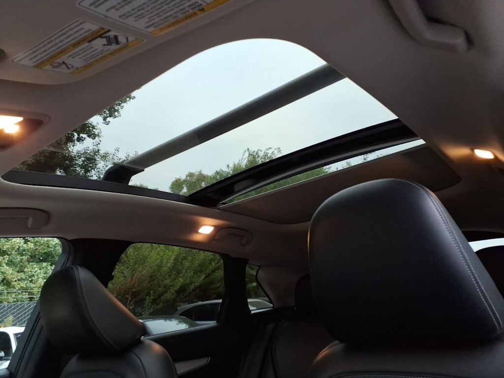 Thumbnail: 2019 INFINITI QX50 - 19
