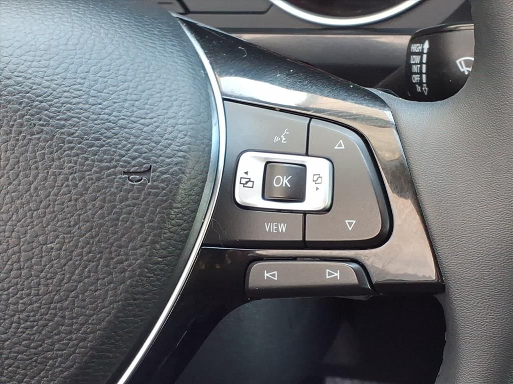 Thumbnail: 2020 Volkswagen Tiguan - 22