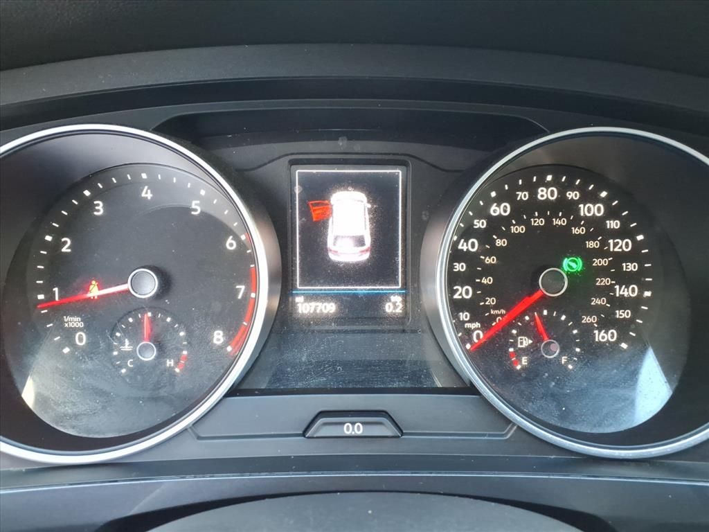 Thumbnail: 2020 Volkswagen Tiguan - 12