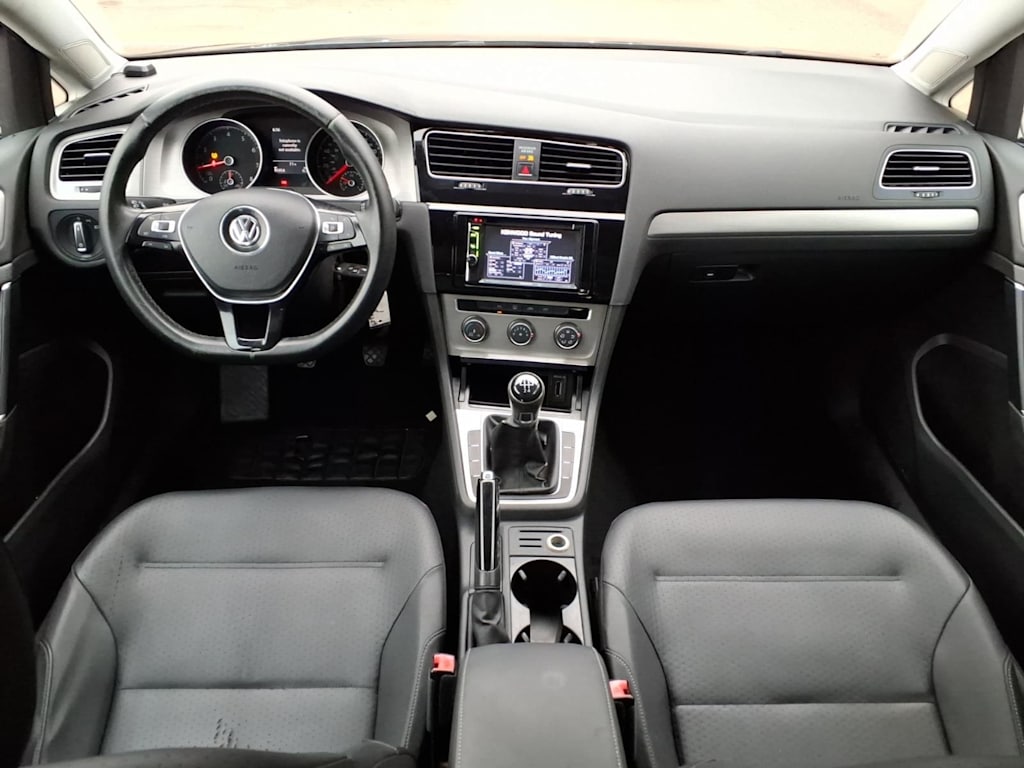 Thumbnail: 2015 Volkswagen Golf - 2