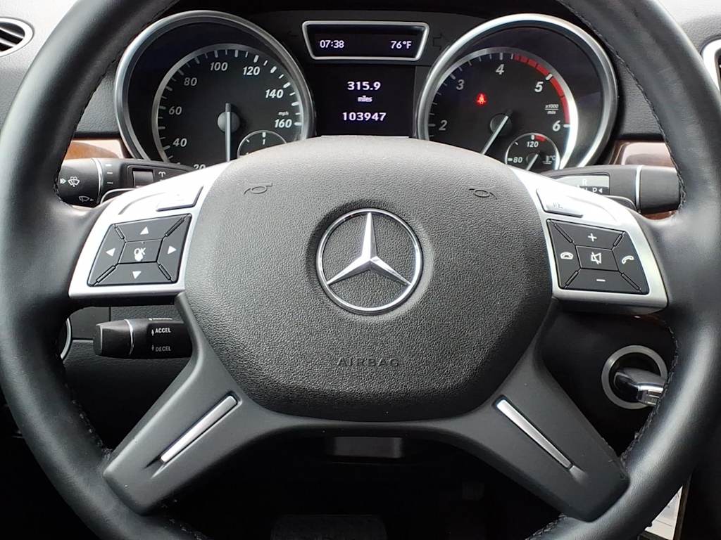 Thumbnail: 2012 Mercedes-Benz M-Class - 20