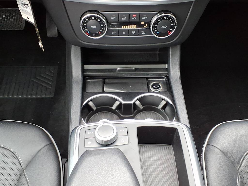 Thumbnail: 2012 Mercedes-Benz M-Class - 11