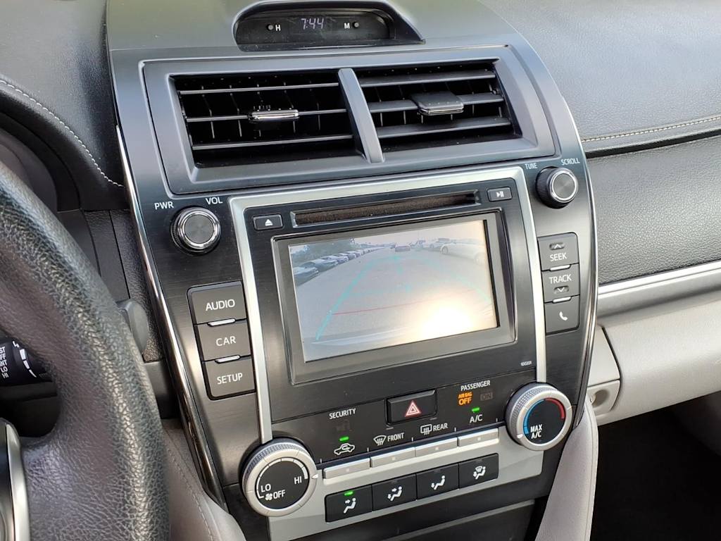 Thumbnail: 2014 Toyota Camry - 22