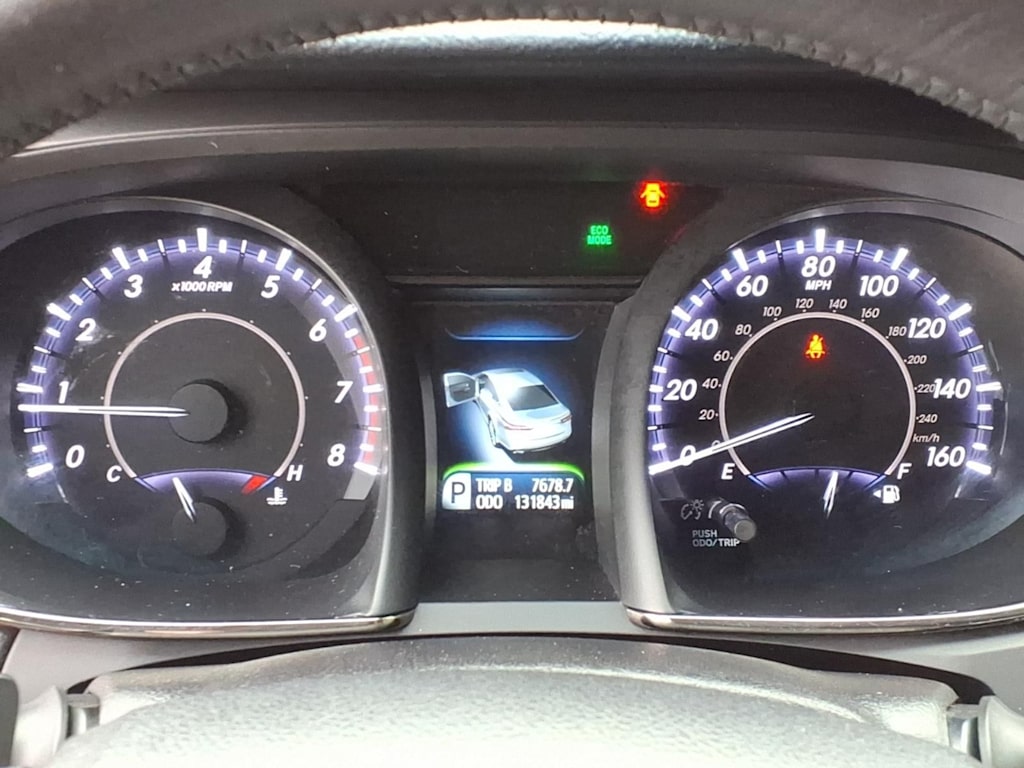 Thumbnail: 2015 Toyota Avalon - 10