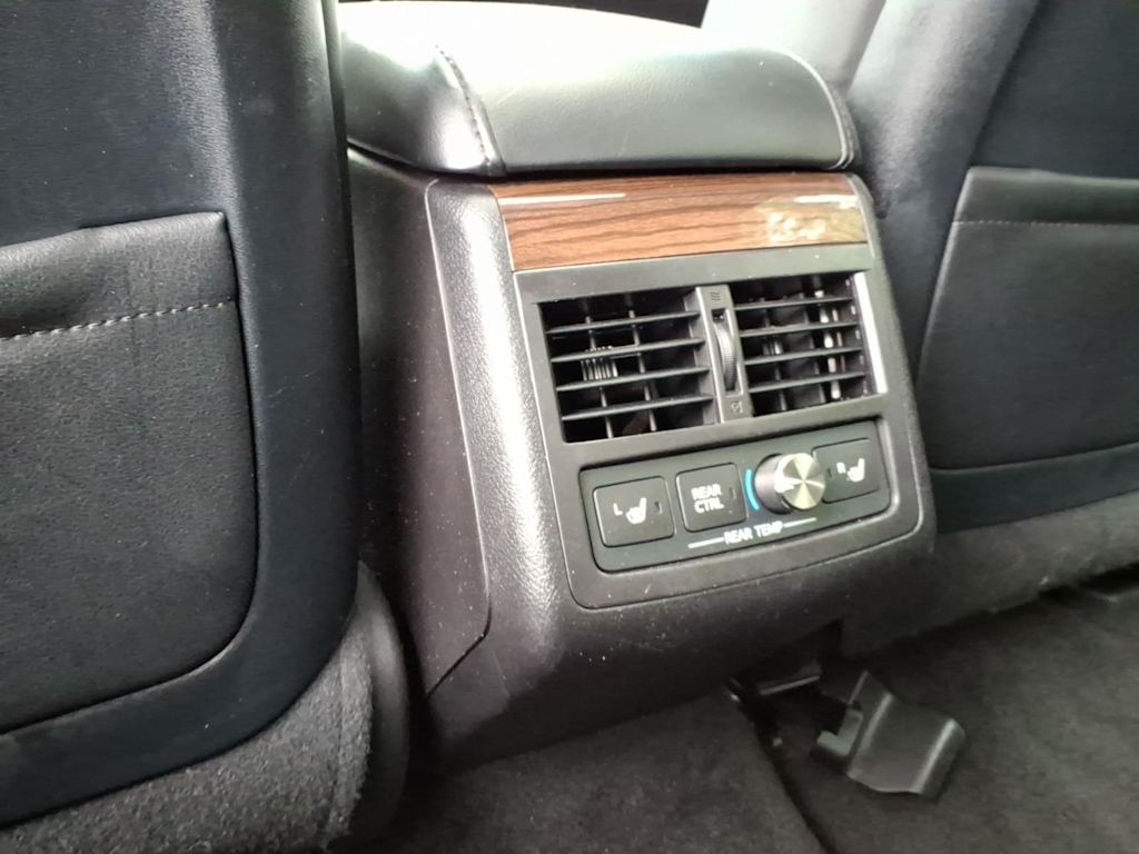 Thumbnail: 2015 Toyota Avalon - 15