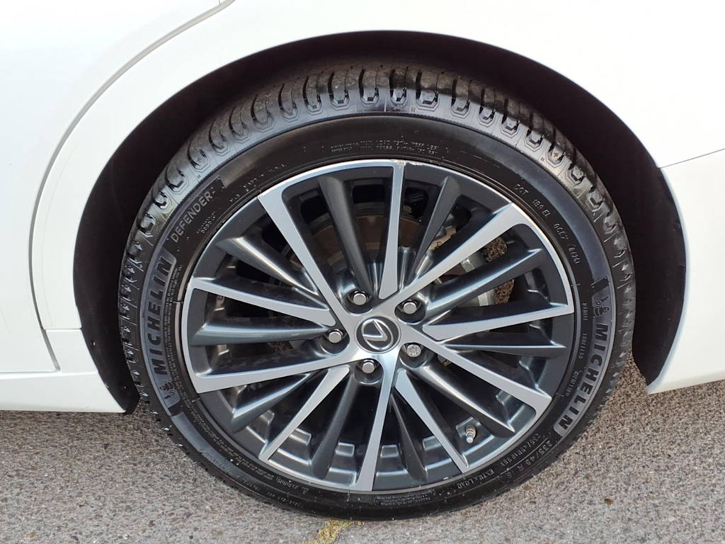 Thumbnail: 2024 Lexus ES - 6