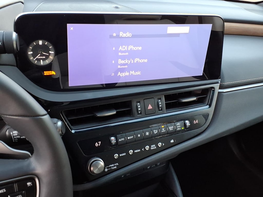 Thumbnail: 2024 Lexus ES - 9