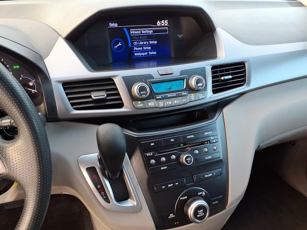 Thumbnail: 2013 Honda Odyssey - 10