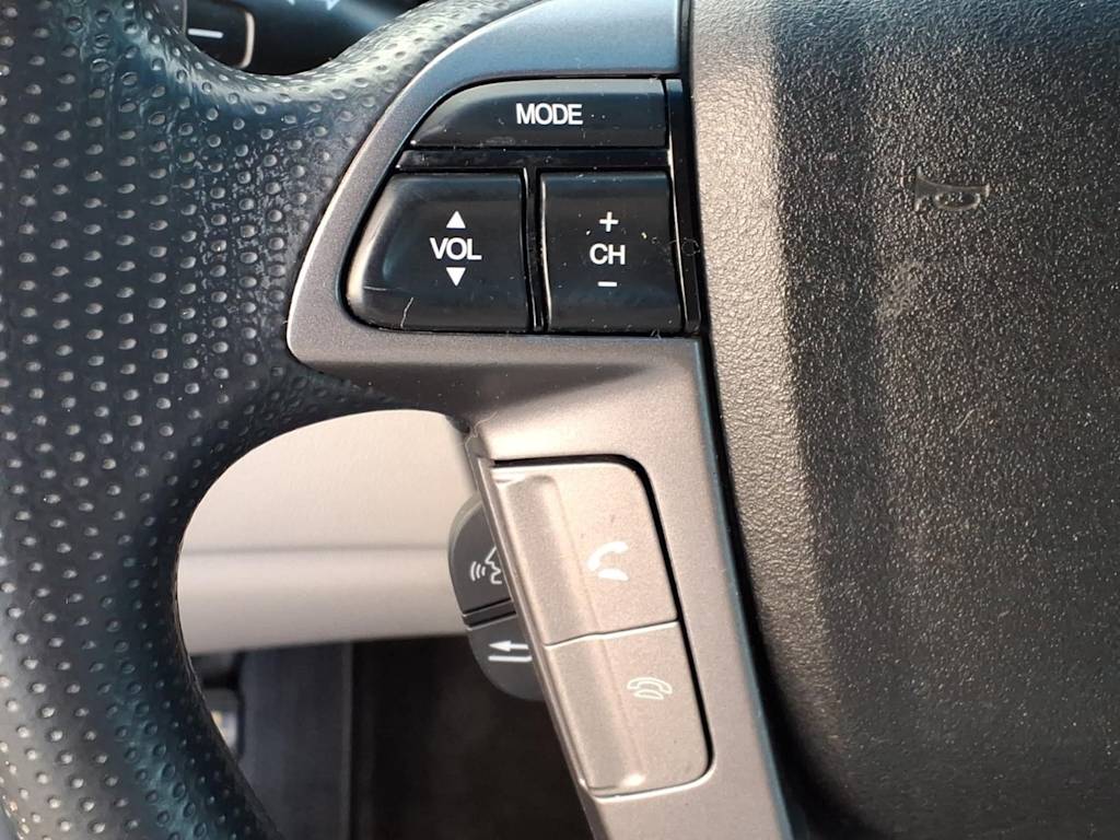 Thumbnail: 2013 Honda Odyssey - 21