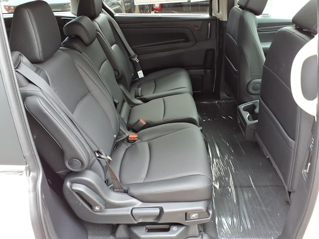 Thumbnail: 2026 Honda Odyssey - 14