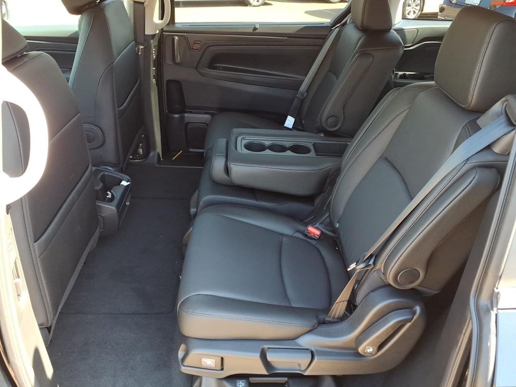 Thumbnail: 2026 Honda Odyssey - 8