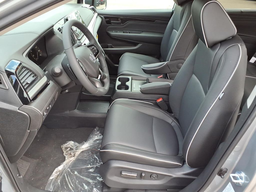 Thumbnail: 2026 Honda Odyssey - 7
