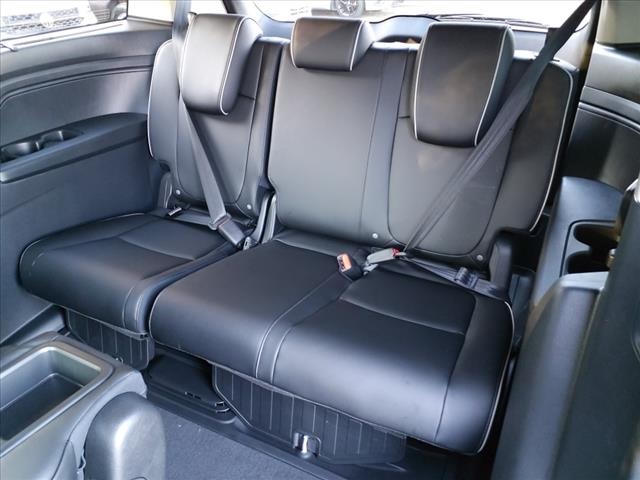 2025 Honda Odyssey Touring 14