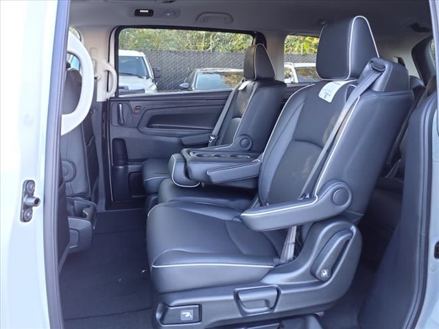2025 Honda Odyssey Touring 8