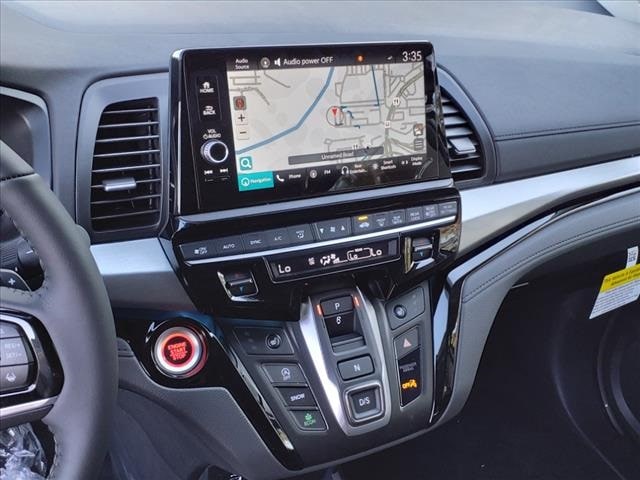 2025 Honda Odyssey Touring 9