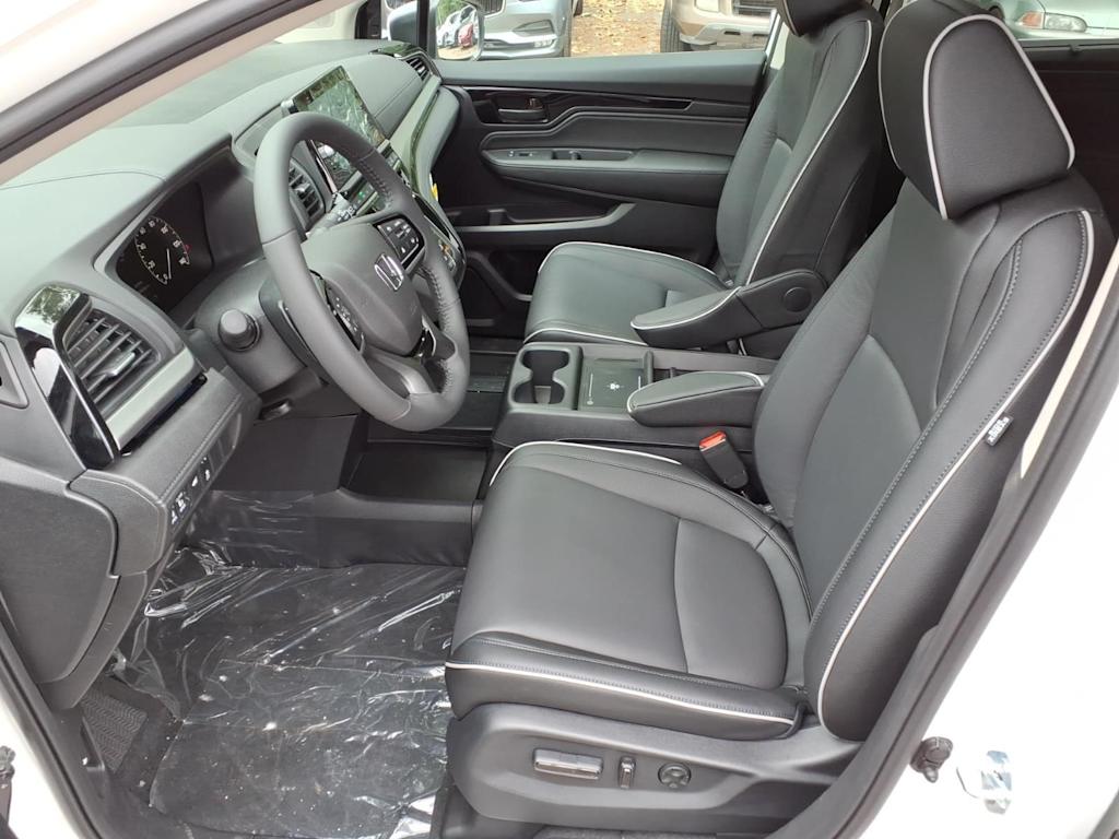Thumbnail: 2026 Honda Odyssey - 7