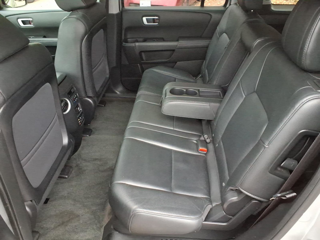 Thumbnail: 2015 Honda Pilot - 9