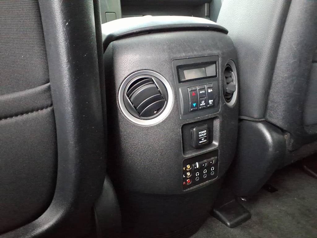 Thumbnail: 2015 Honda Pilot - 17