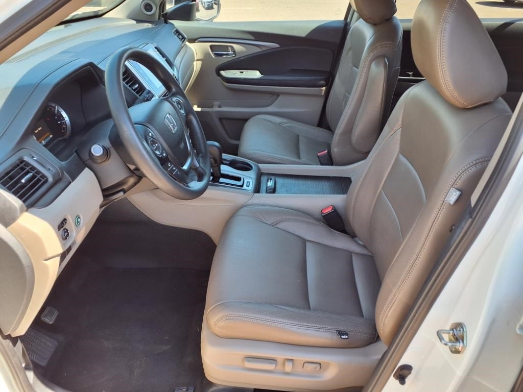 Thumbnail: 2016 Honda Pilot - 8