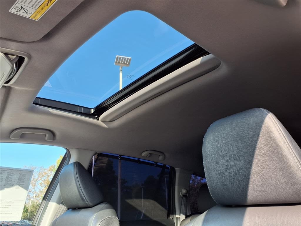 Thumbnail: 2022 Honda Pilot - 19