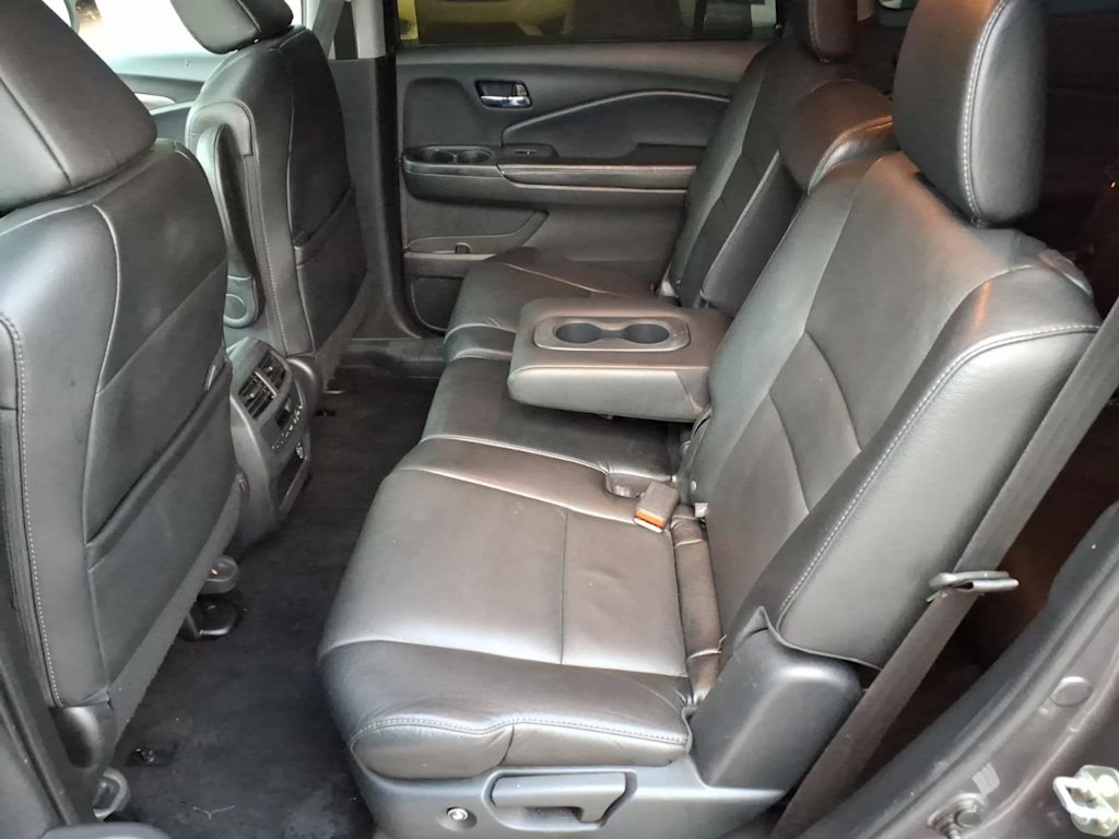 Thumbnail: 2020 Honda Pilot - 9