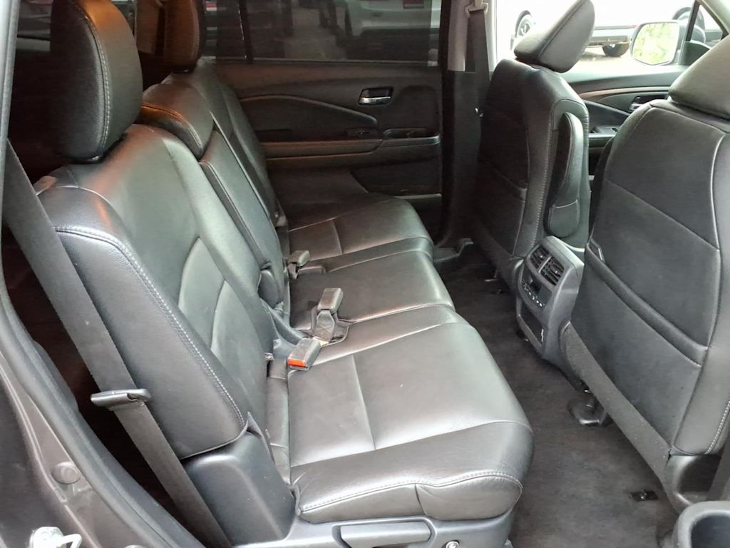 Thumbnail: 2020 Honda Pilot - 18