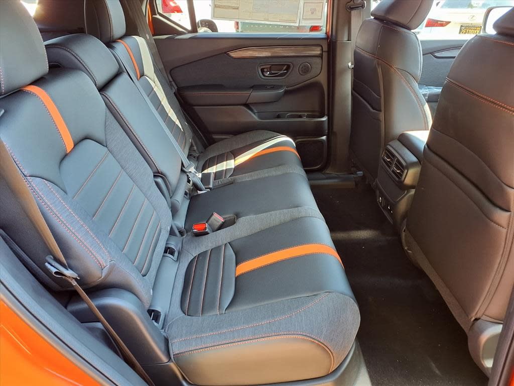 Thumbnail: 2026 Honda Passport - 14