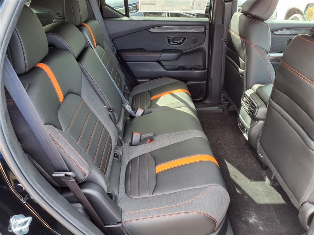 Thumbnail: 2026 Honda Passport - 14