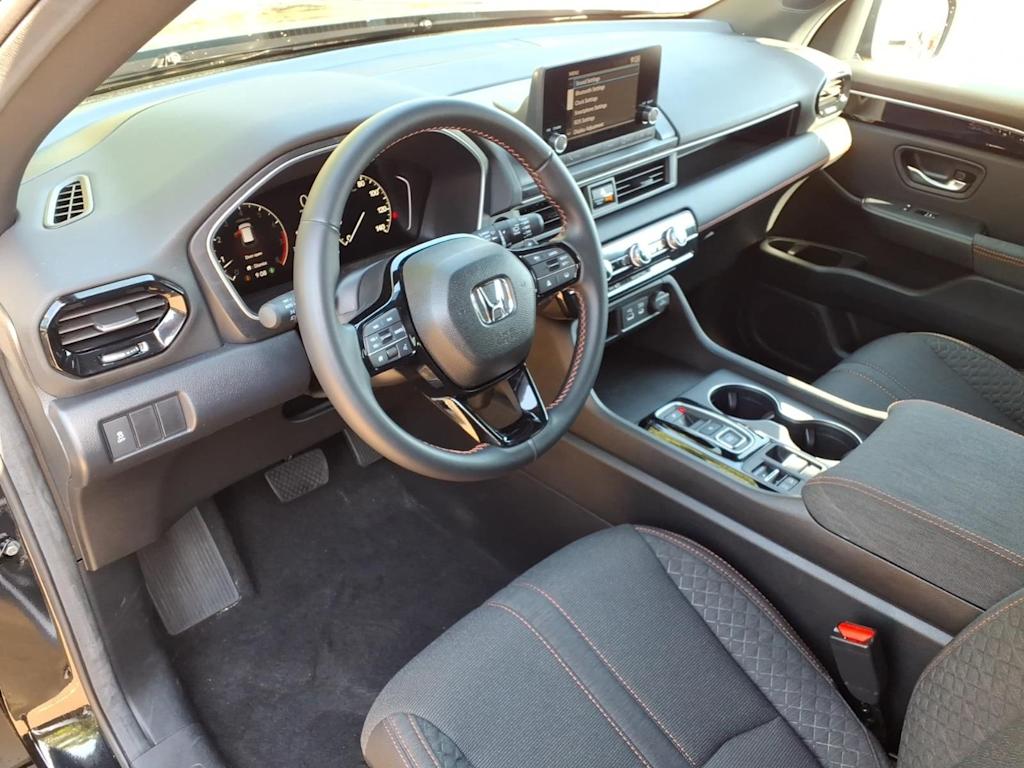 Thumbnail: 2025 Honda Pilot - 7