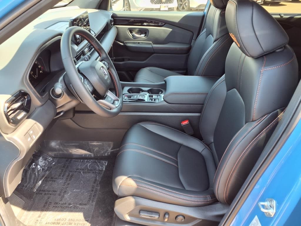 Thumbnail: 2025 Honda Pilot - 7