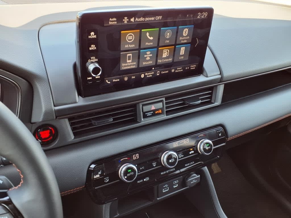 Thumbnail: 2025 Honda Pilot - 9