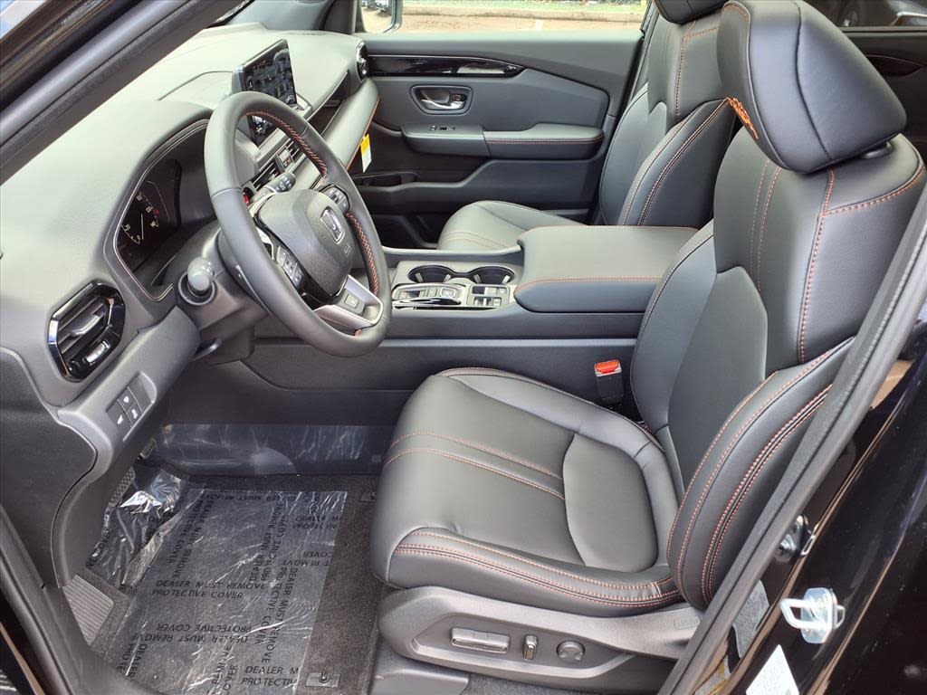 Thumbnail: 2025 Honda Pilot - 7